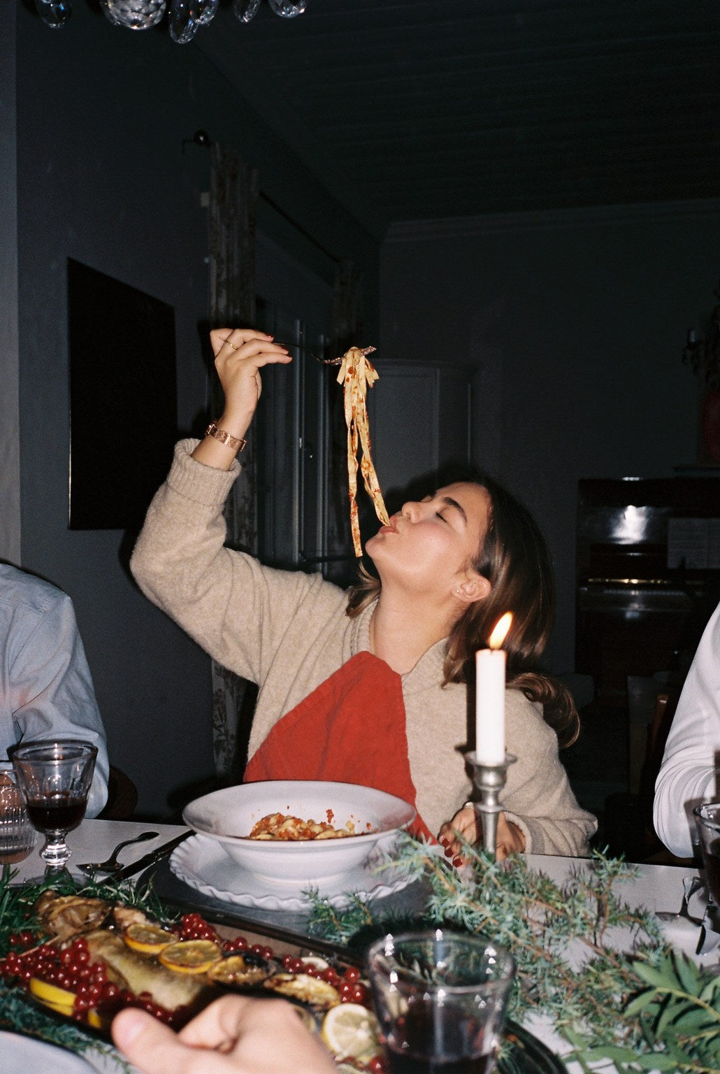 Spagetti ja lihapullat tomaattikastikkeessa