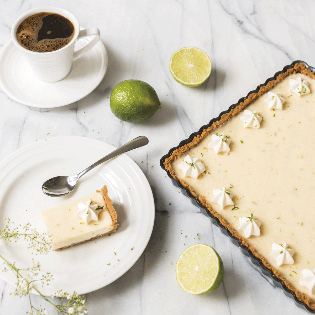 NELIÖ PIIRAKKAVUOKA IRTOPOHJALLA 23 cm, pinnoite