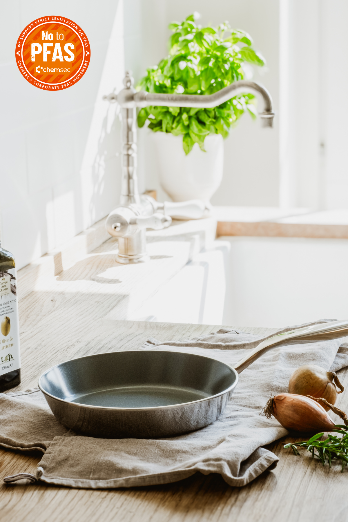 PAISTINPANNU 20 cm Cerasafe® Triply