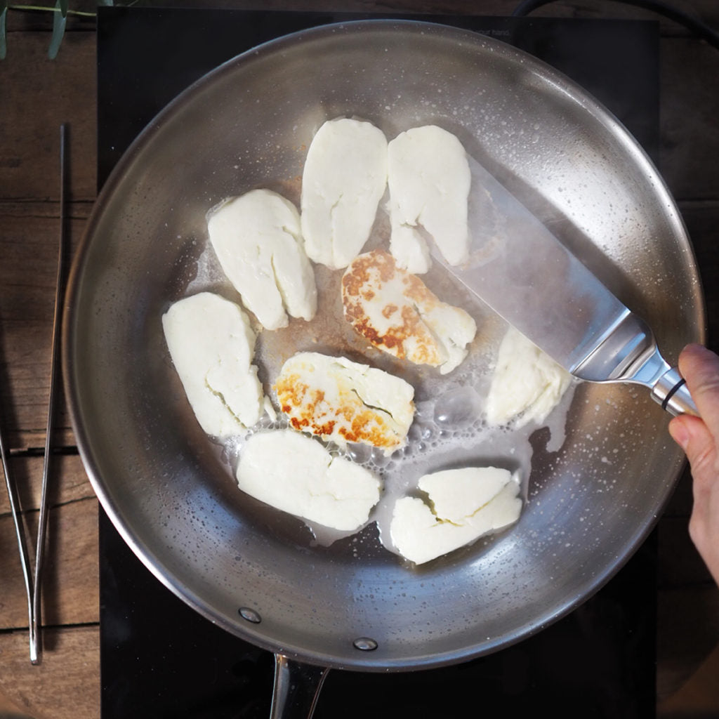 Teräskattilan tai paistinpannun puhdistus