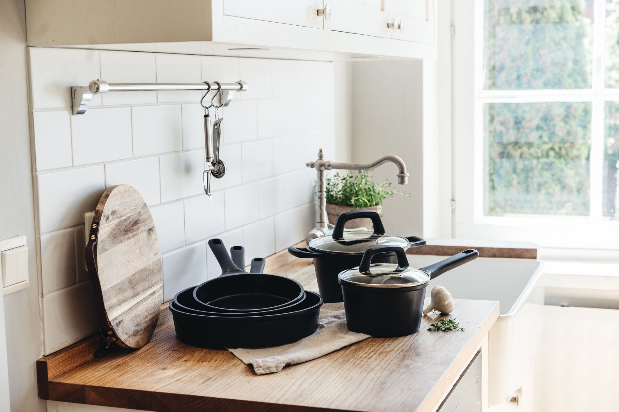 How to Use & Care for Coated Pans – HEIROL