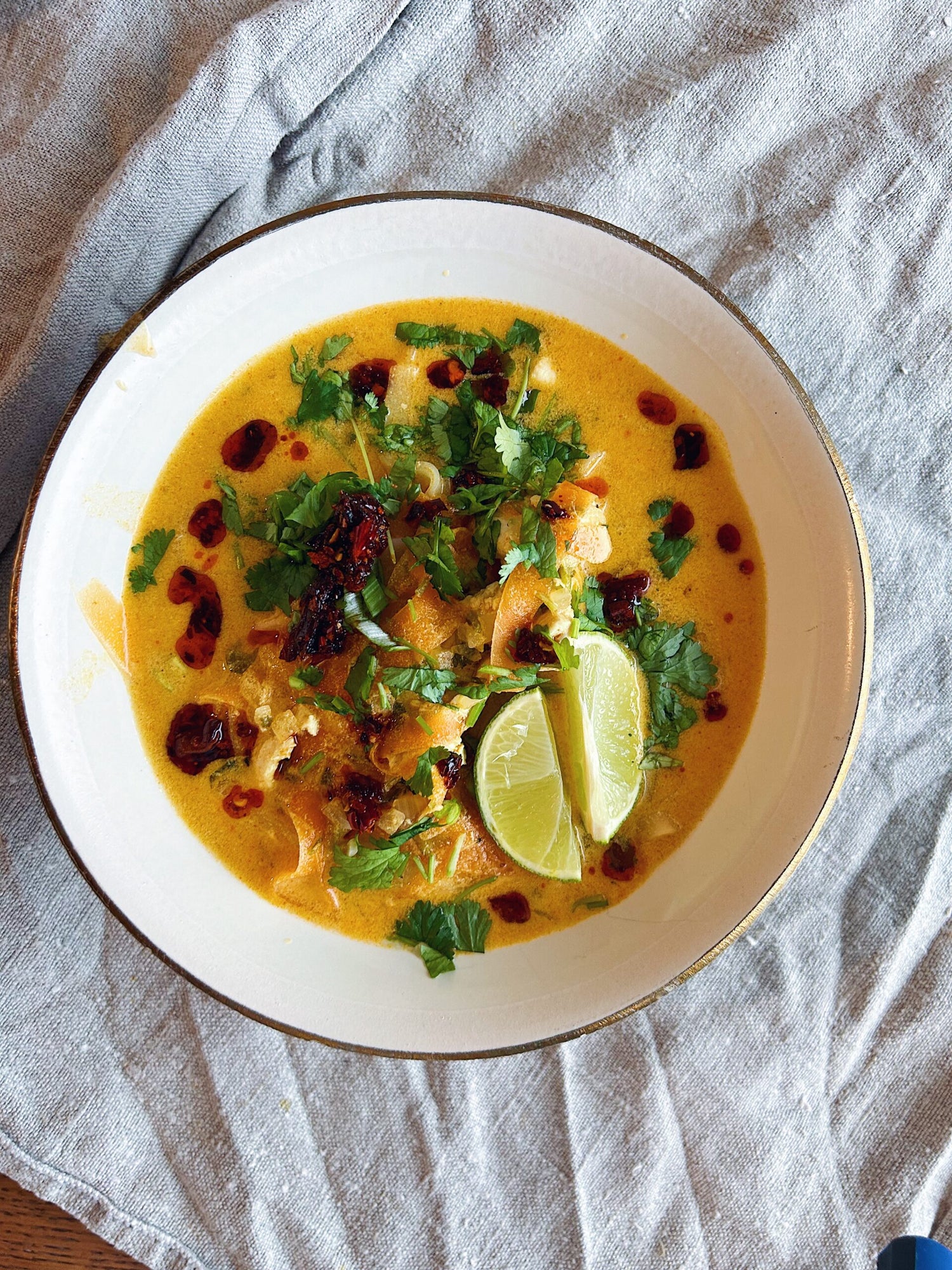 Thai red curry nuudelikeitto
