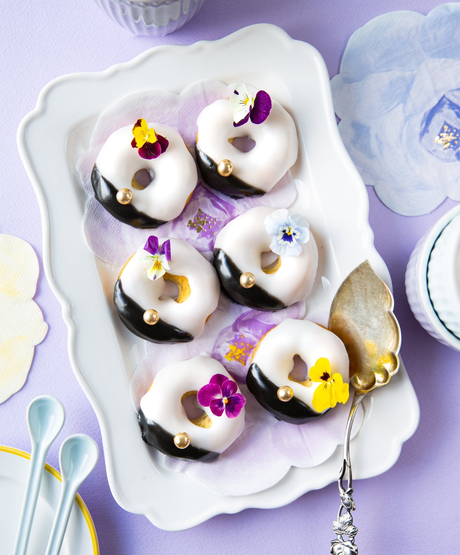 Kinuskikissan valmistujaisdonitsit